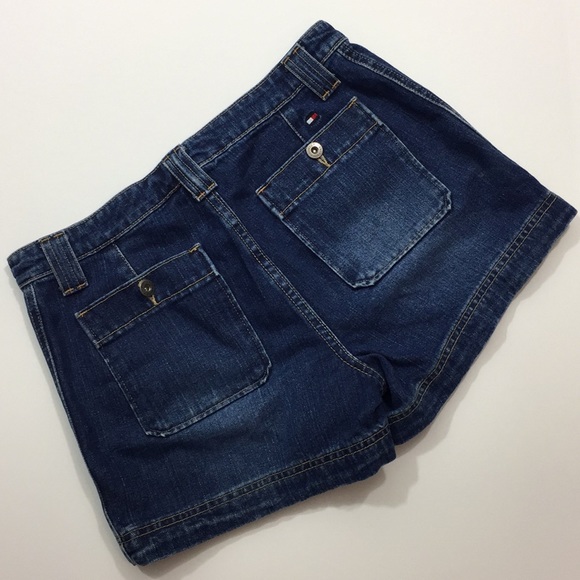 Tommy Hilfiger denim shorts - size 6 - Picture 4 of 5